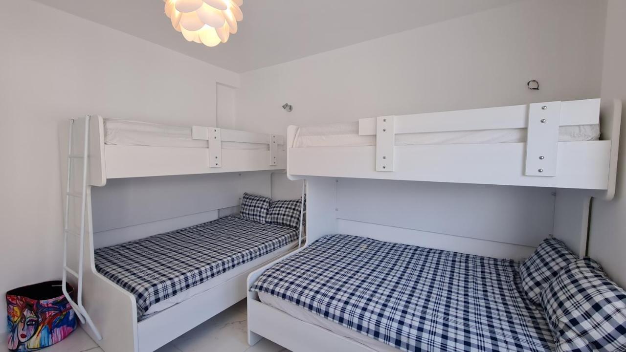 Rocknest Sea View Penthouse Sarandë Exterior foto