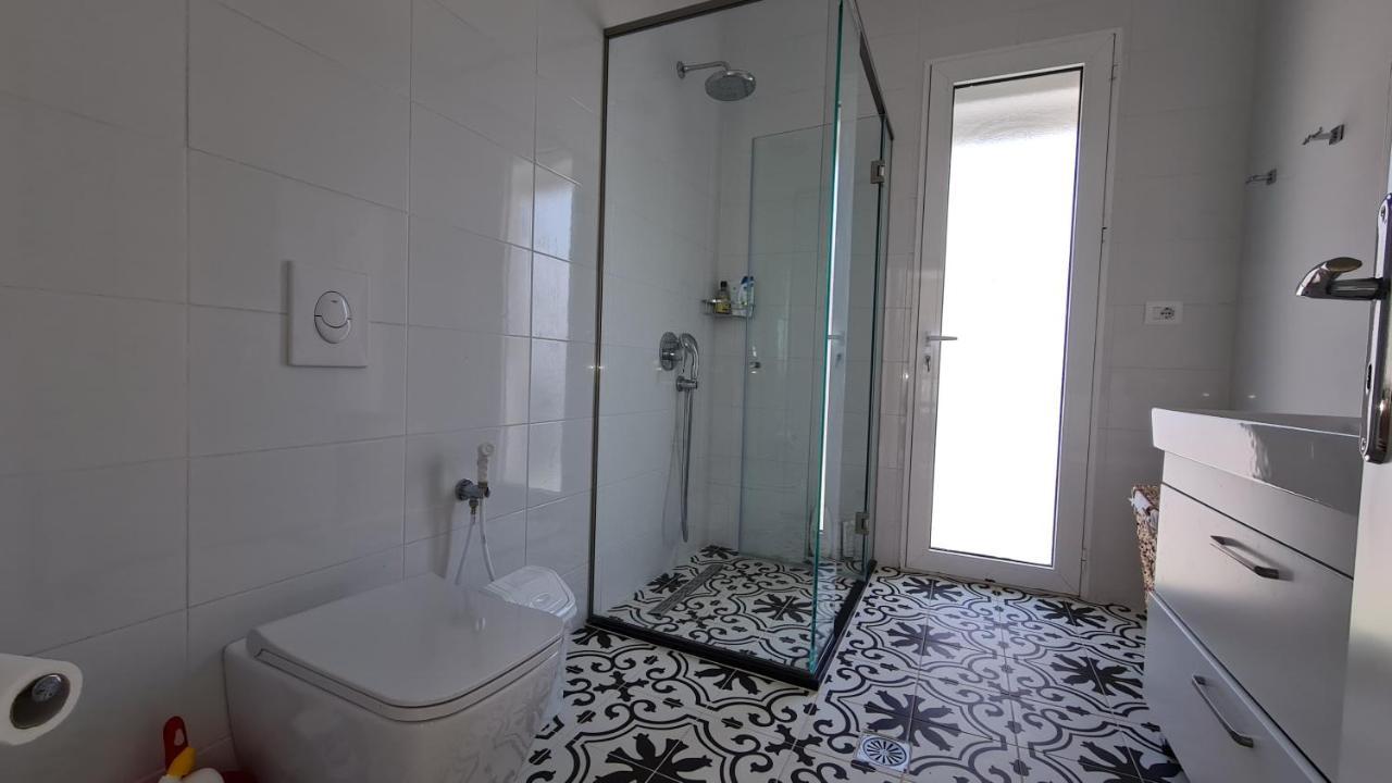 Rocknest Sea View Penthouse Sarandë Exterior foto