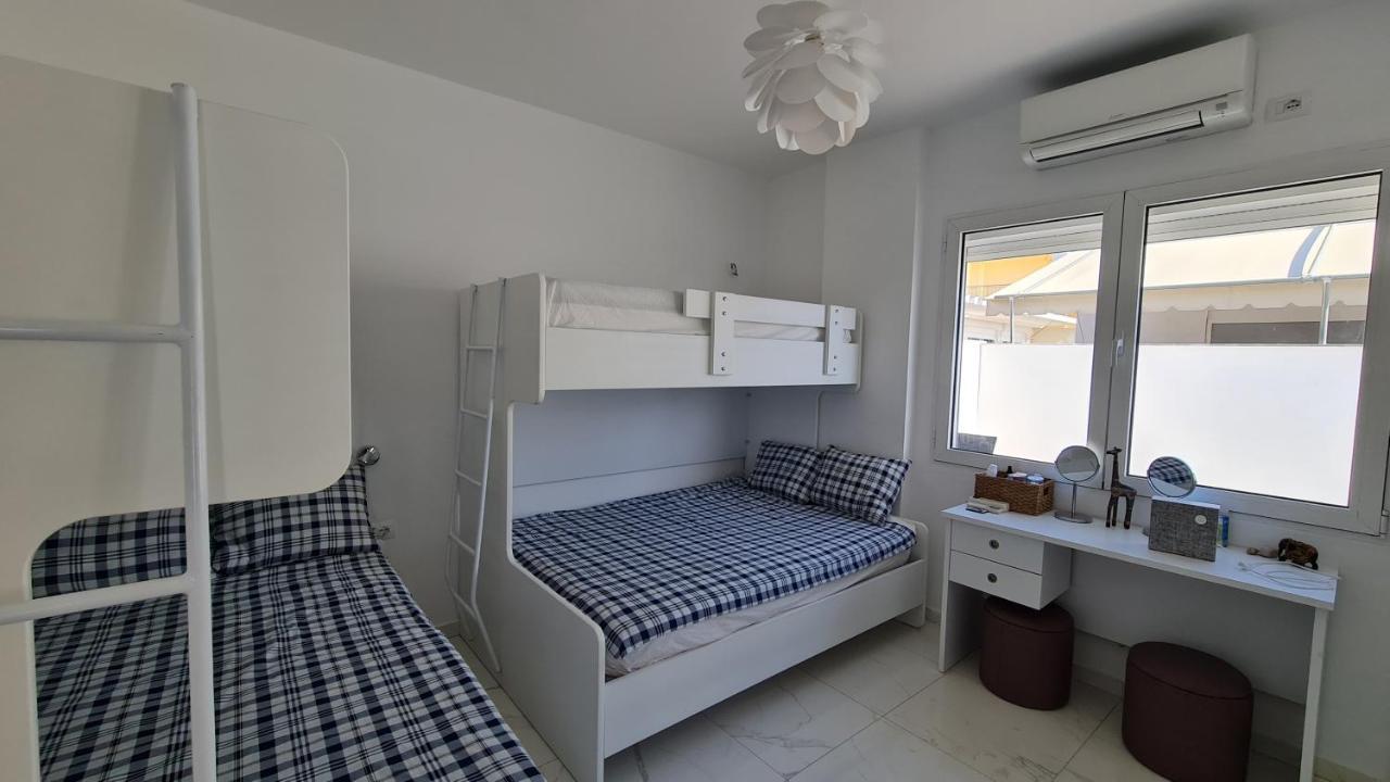 Rocknest Sea View Penthouse Sarandë Exterior foto