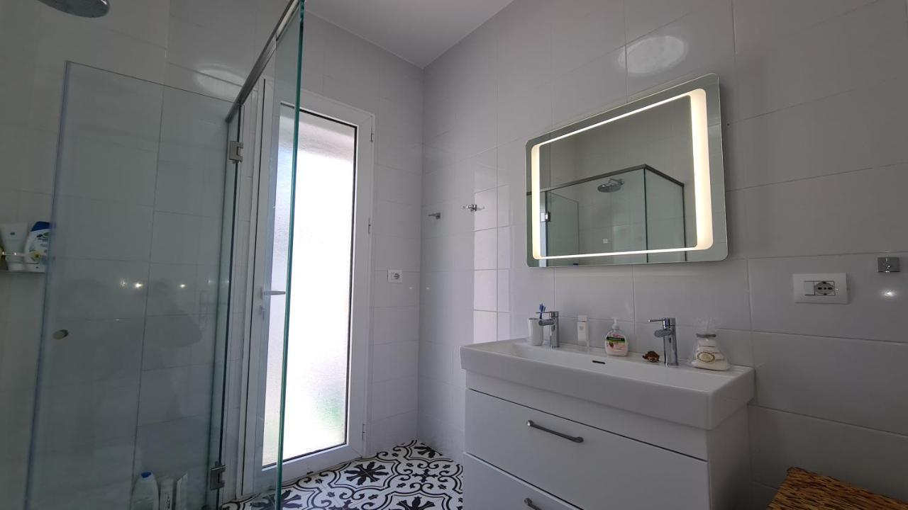 Rocknest Sea View Penthouse Sarandë Exterior foto